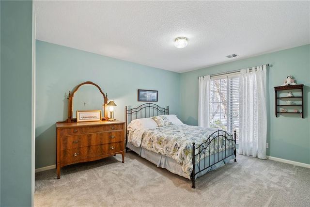 20823 W 94th Street, Lenexa, KS 66220