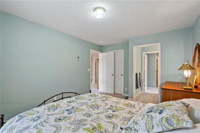 20823 W 94th Street, Lenexa, KS 66220