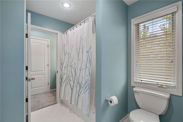 20823 W 94th Street, Lenexa, KS 66220