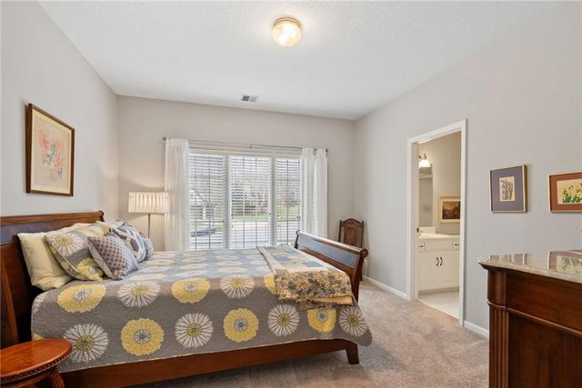 20823 W 94th Street, Lenexa, KS 66220