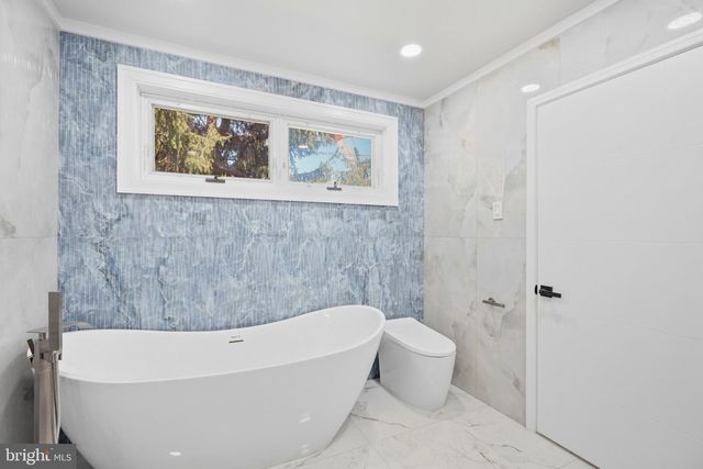 587 MORELAND RD, Huntingdon Valley, PA 19006