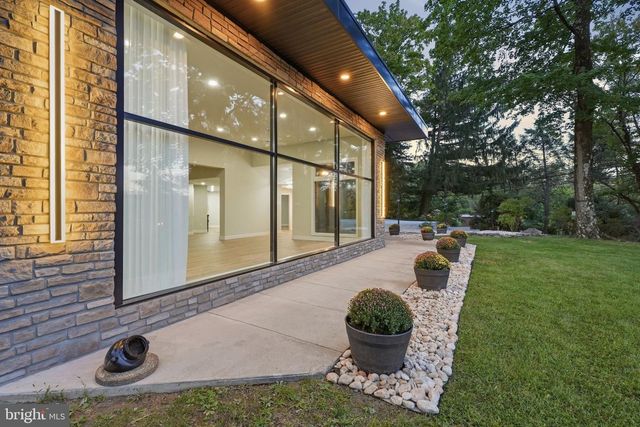 587 MORELAND RD, Huntingdon Valley, PA 19006