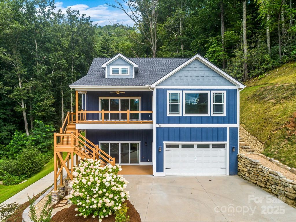 235 Olivet Lane, Fletcher, NC 28732