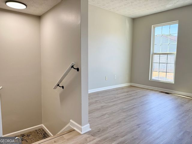 1708 Redan E, Lithonia, GA 30058