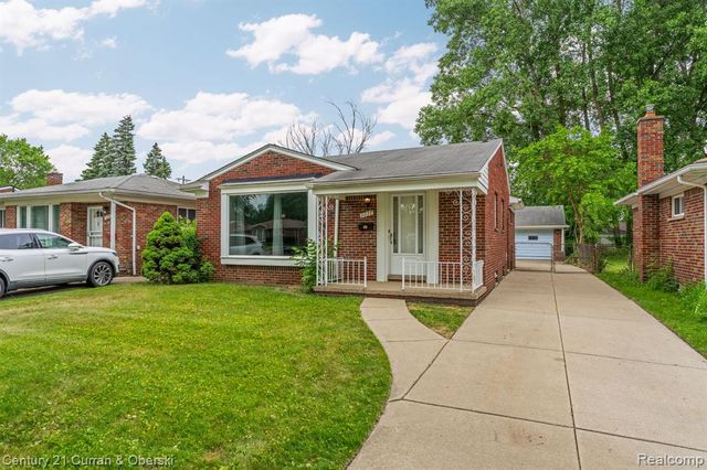 9077 Riverview Avenue, Redford, MI 48239