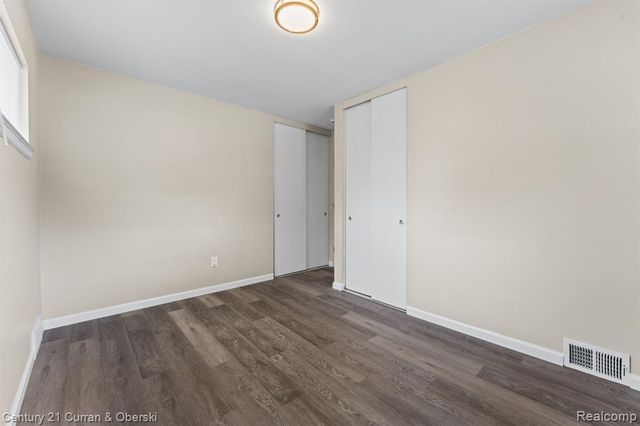 9077 Riverview Avenue, Redford, MI 48239