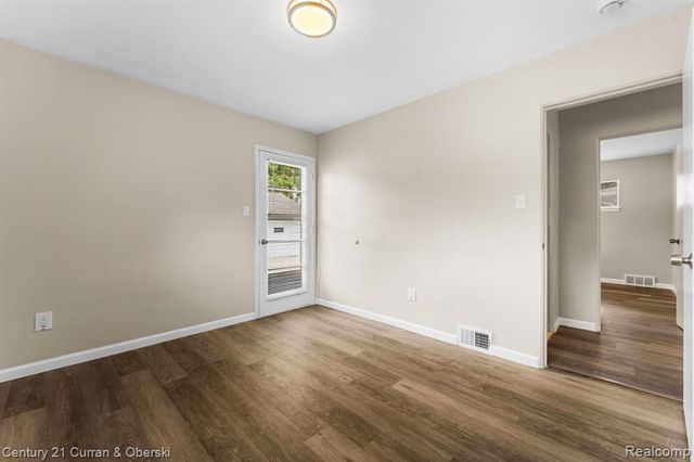 9077 Riverview Avenue, Redford, MI 48239