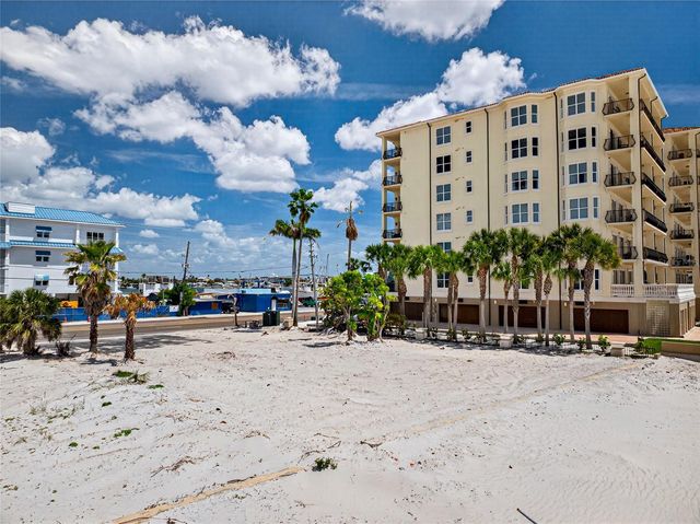 13642 GULF BOULEVARD, Madeira Beach, FL 33708