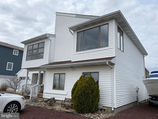 102 JEANNE DR, Manahawkin, NJ 08050