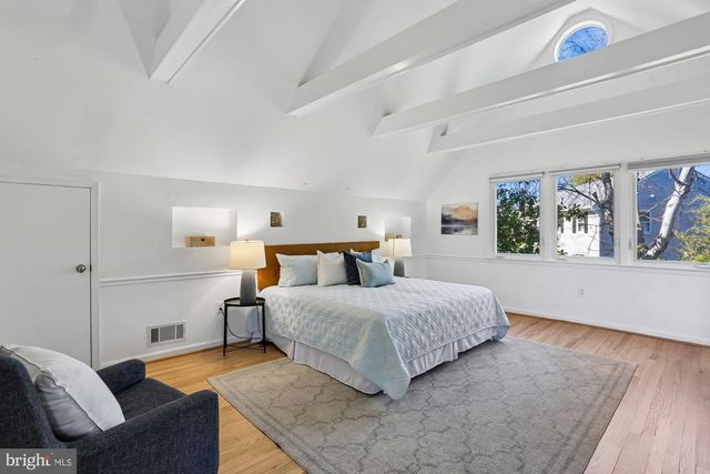 3 HITCHING POST PL, North Bethesda, MD 20852