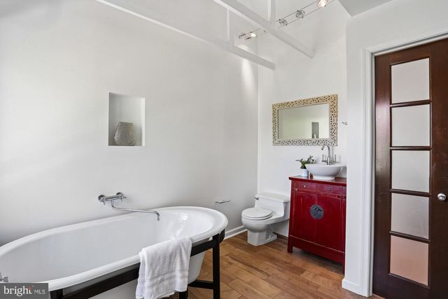 3 HITCHING POST PL, North Bethesda, MD 20852