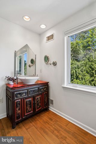3 HITCHING POST PL, North Bethesda, MD 20852