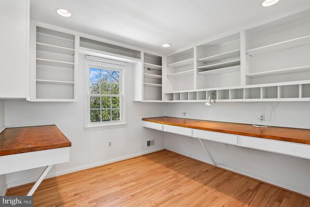 3 HITCHING POST PL, North Bethesda, MD 20852