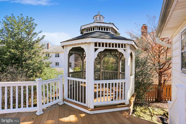 3 HITCHING POST PL, North Bethesda, MD 20852