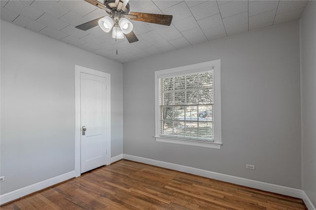 1415 22nd Street, Huntsville, TX 77340