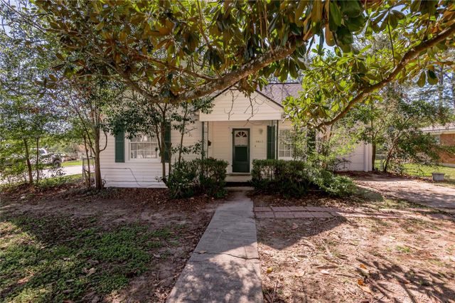 1415 22nd Street, Huntsville, TX 77340