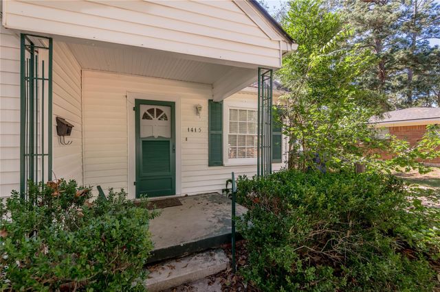 1415 22nd Street, Huntsville, TX 77340