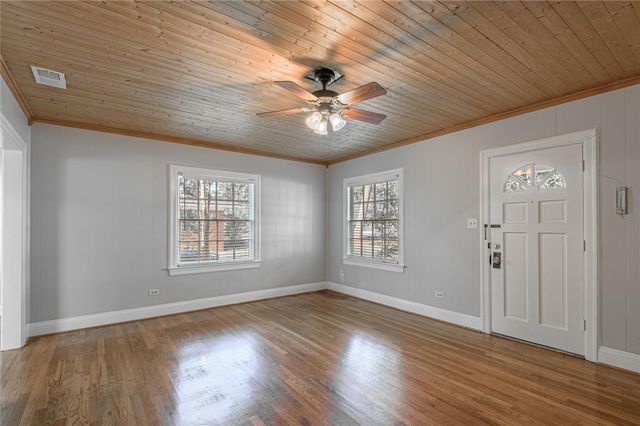 1415 22nd Street, Huntsville, TX 77340