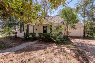 1415 22nd Street, Huntsville, TX 77340