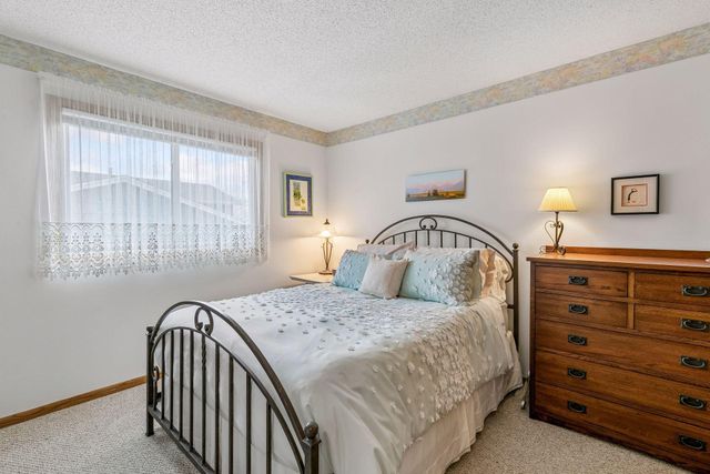 5764 W 136th Court, Savage, MN 55378