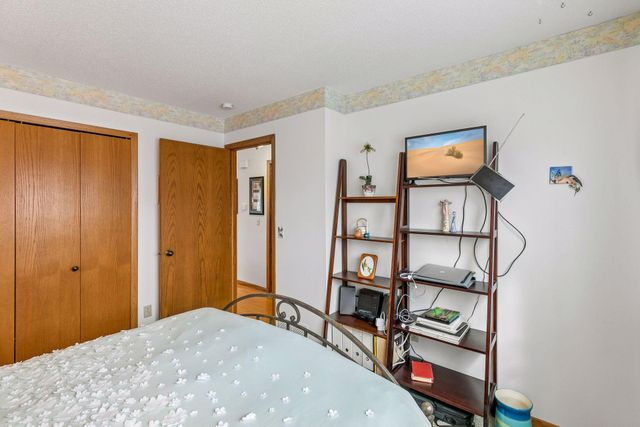 5764 W 136th Court, Savage, MN 55378