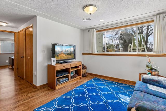 5764 W 136th Court, Savage, MN 55378