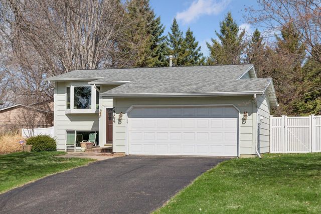 5764 W 136th Court, Savage, MN 55378