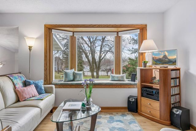 5764 W 136th Court, Savage, MN 55378