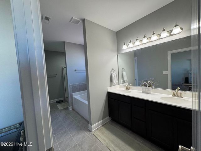 1000 Flounder Run, New Bern, NC 28562