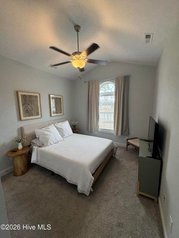 1000 Flounder Run, New Bern, NC 28562