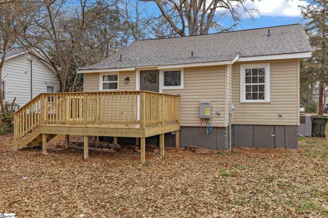 9 Brooks Avenue, Greenville, SC 29617