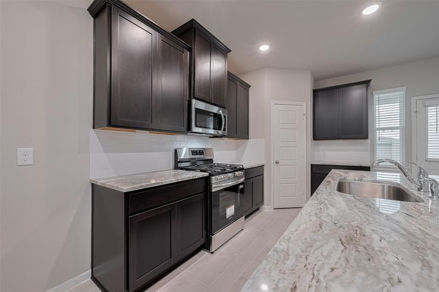 12355 Sunset Canyon Way, Willis, TX 77318