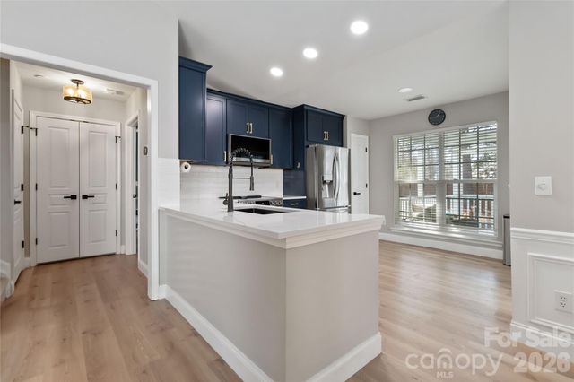 9708 Kestral Ridge Drive, Charlotte, NC 28269