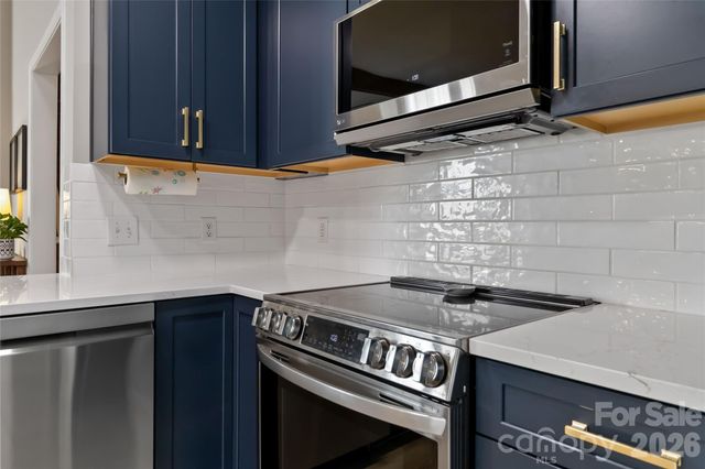 9708 Kestral Ridge Drive, Charlotte, NC 28269