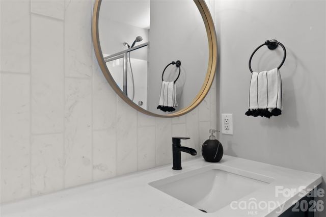 9708 Kestral Ridge Drive, Charlotte, NC 28269