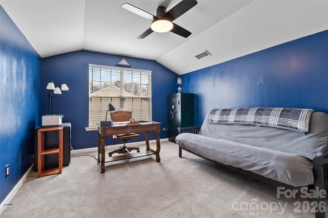 9708 Kestral Ridge Drive, Charlotte, NC 28269