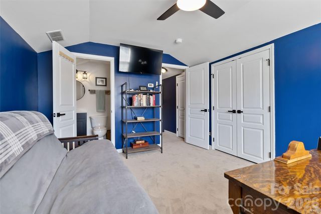 9708 Kestral Ridge Drive, Charlotte, NC 28269