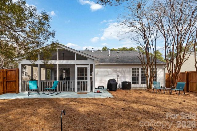 9708 Kestral Ridge Drive, Charlotte, NC 28269