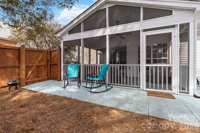 9708 Kestral Ridge Drive, Charlotte, NC 28269