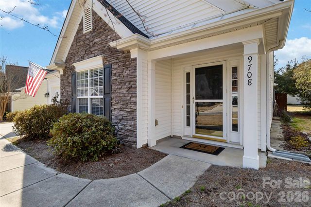 9708 Kestral Ridge Drive, Charlotte, NC 28269