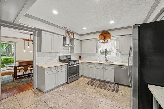 9530 Arcade Drive, Spring, TX 77379
