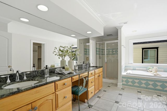 416 E Park Avenue, Charlotte, NC 28203