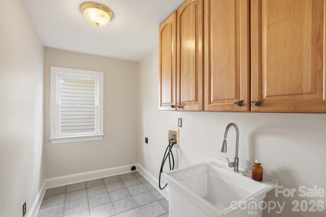 416 E Park Avenue, Charlotte, NC 28203