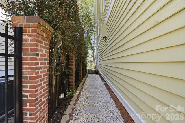 416 E Park Avenue, Charlotte, NC 28203