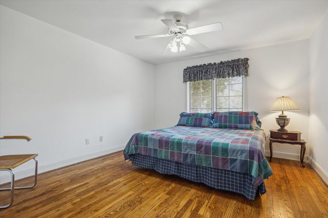 5135 Edloe Street, Houston, TX 77005