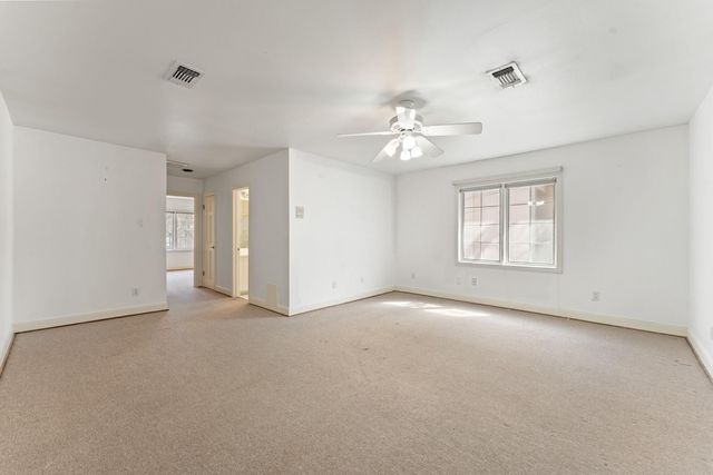 5135 Edloe Street, Houston, TX 77005