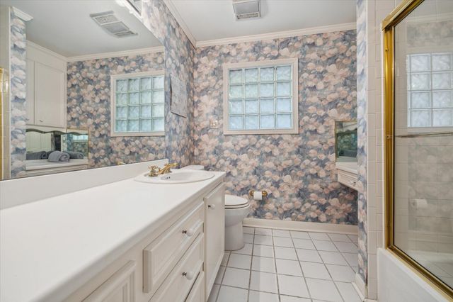 5135 Edloe Street, Houston, TX 77005