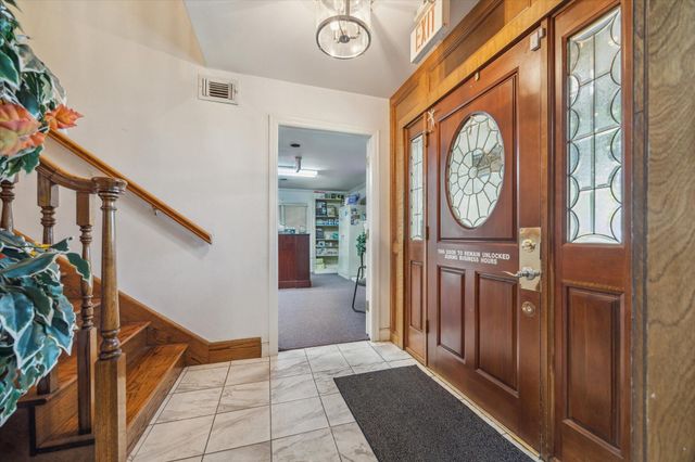5135 Edloe Street, Houston, TX 77005