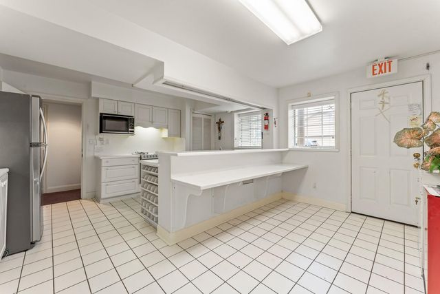 5135 Edloe Street, Houston, TX 77005