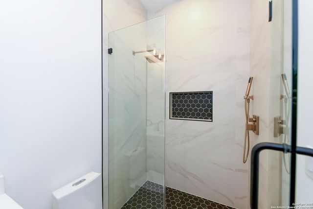 246 Mountain Creek, Boerne, TX 78006